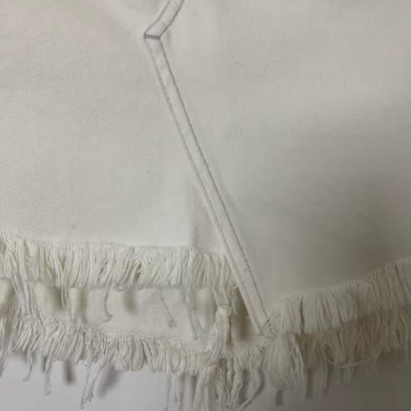 We The Free Fringe Scoop Hem Denim Mini Skirt Size 27 Cream - Picture 8 of 10